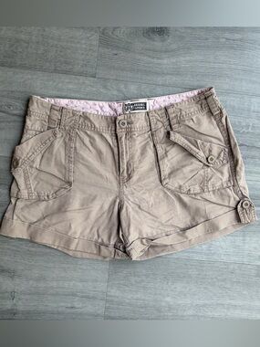 Y2K Low Rise Cargo Shorts Khaki Utility Pockets Vintage Size 7/8